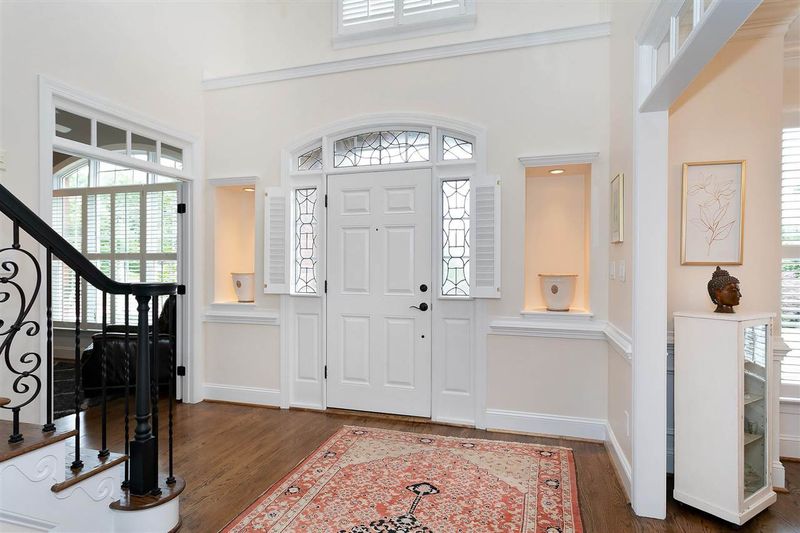 200 Bridewell Ct, Cary, NC 27518