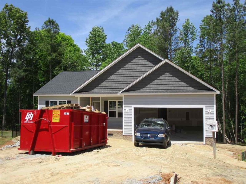 200 Brindley Cir, Clayton, NC 27520