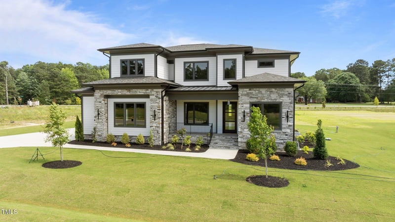 200 Broadleaf Ln, Youngsville, NC 27596