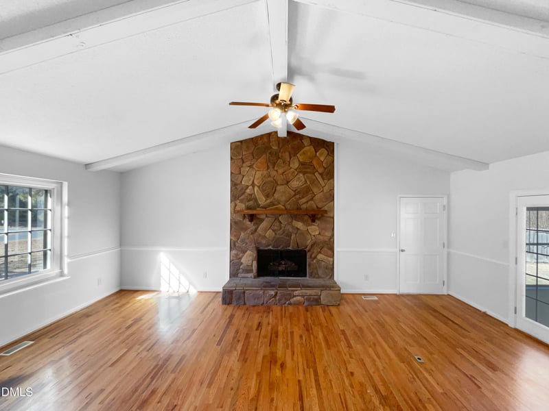 200 Candlewick Dr, Wendell, NC 27591