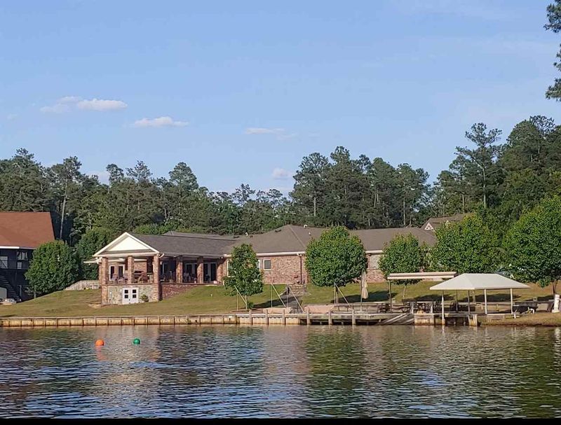 200 Cedar Ln, Sanford, NC 27332