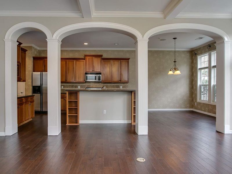 200 Chateau Pl, Chapel Hill, NC 27516