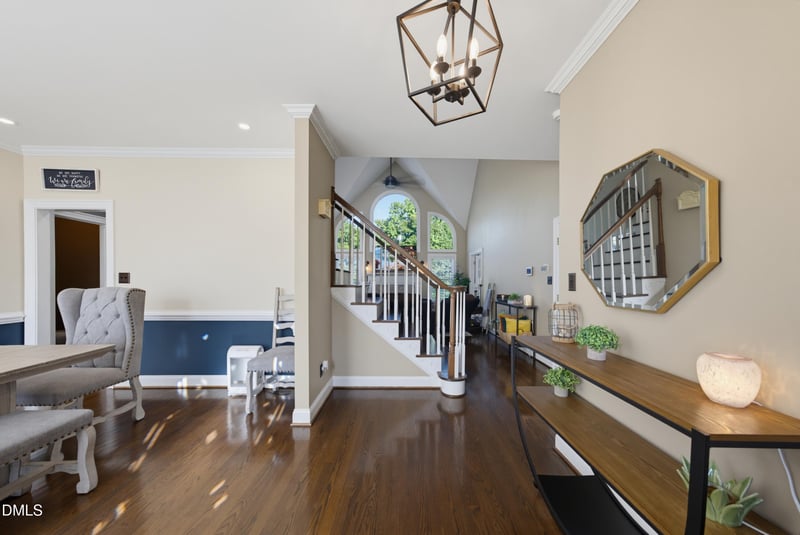 200 Cherry Laurel Dr, Clayton, NC 27527
