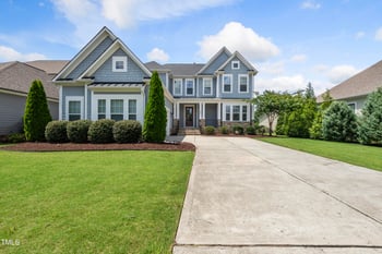 200 Coffee Bluff Ln, Holly Springs, NC 27540