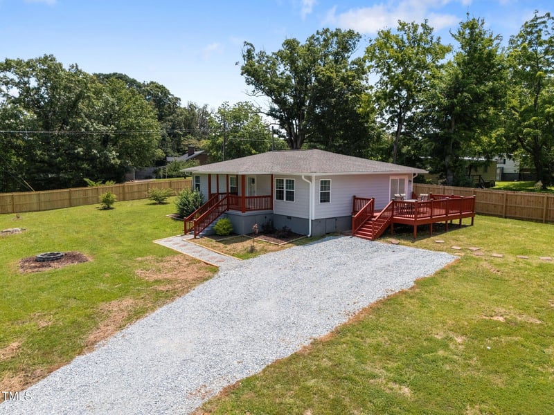200 Cornelius St, Hillsborough, NC 27278