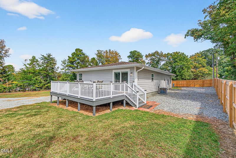 200 Cornelius St, Hillsborough, NC 27278