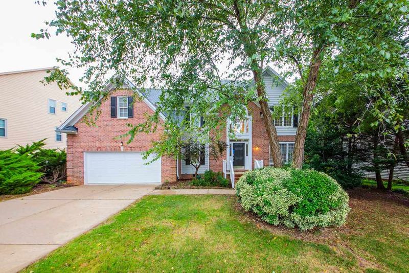200 Danton Dr, Cary, NC 27518