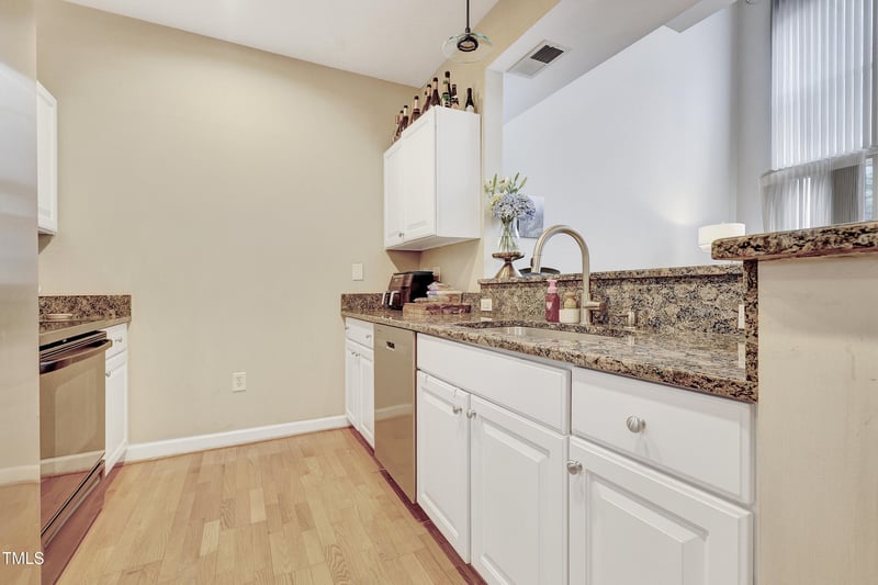 200 Dawson St #103, Raleigh, NC 27601