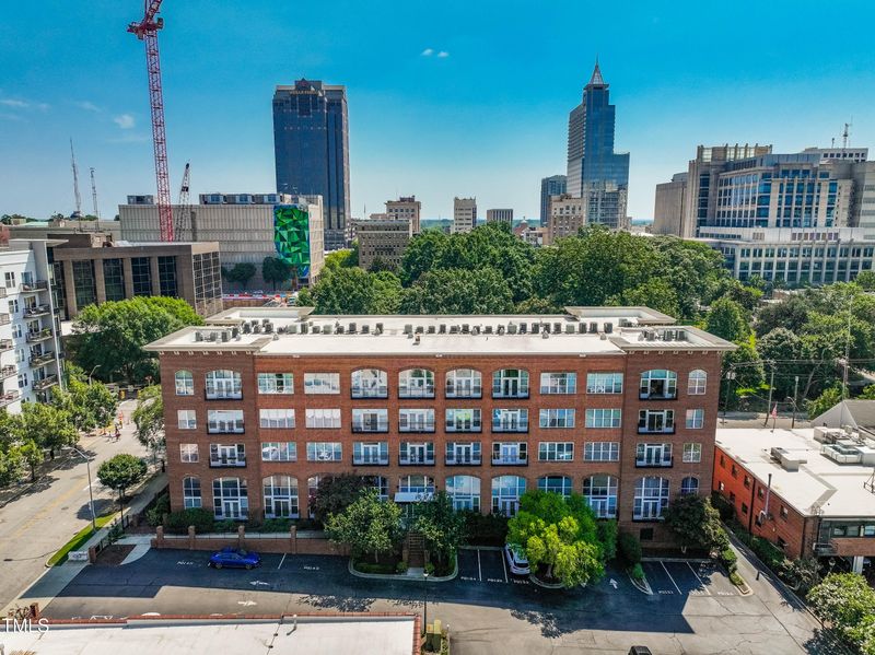 200 S Dawson St #106, Raleigh, NC 27601