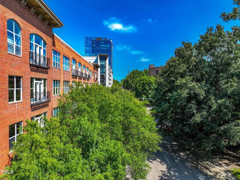 200 S Dawson St #106, Raleigh, NC 27601