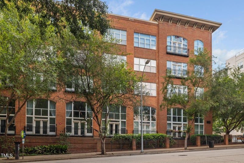 200 S Dawson St #201, Raleigh, NC 27601