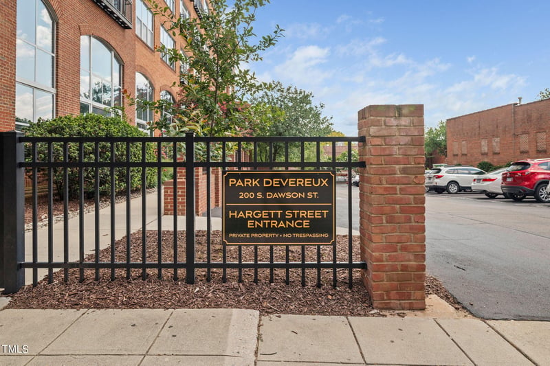 200 S Dawson St #201, Raleigh, NC 27601