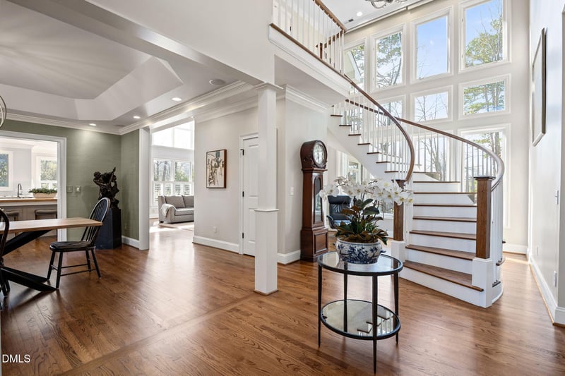 200 Donegal Dr, Chapel Hill, NC 27517