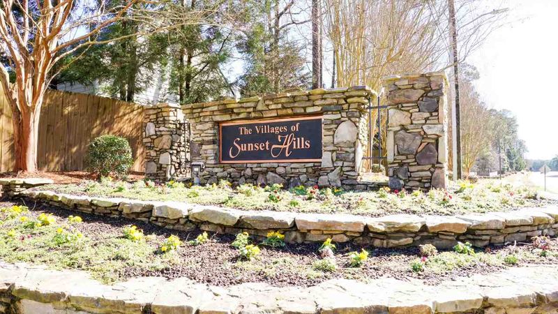200 Doves Haven Dr, Apex, NC 27539