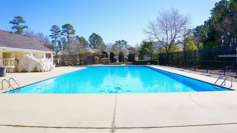 200 Doves Haven Dr, Apex, NC 27539