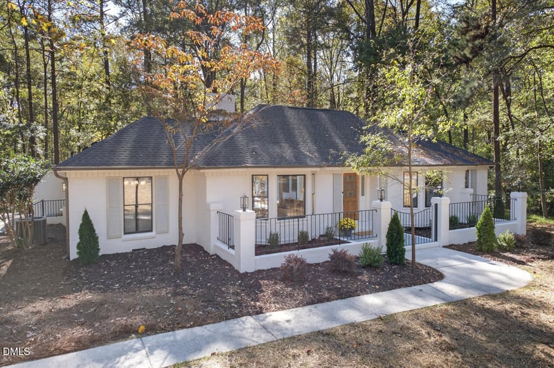 200 Dublin Woods Dr, Cary, NC 27513