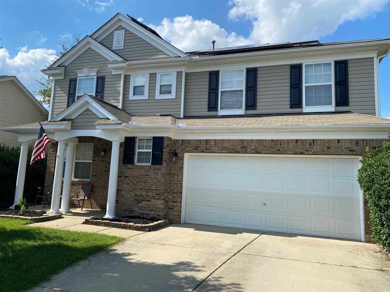 200 Edgecroft Way, Fuquay Varina, NC 27526