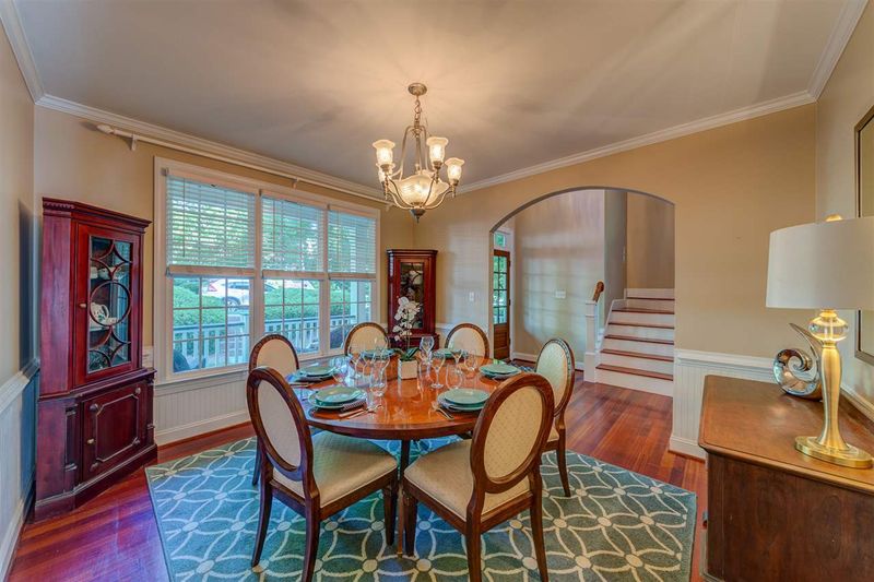200 Elmcrest Dr, Holly Springs, NC 27540