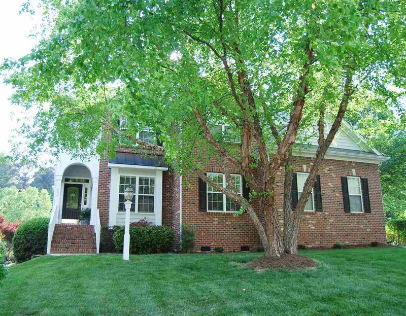 200 Fairchild Downs Pl, Cary, NC 27518