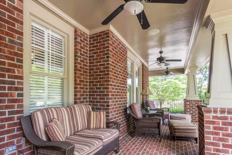 200 Faison Rd, Chapel Hill, NC 27517