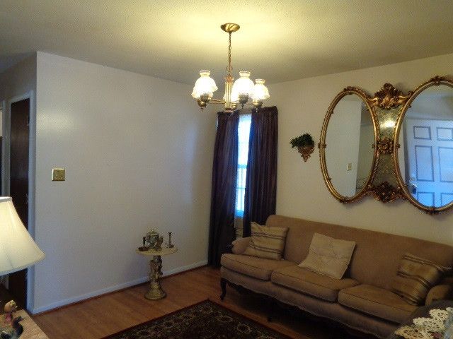 200 S Green St, Selma, NC 27576