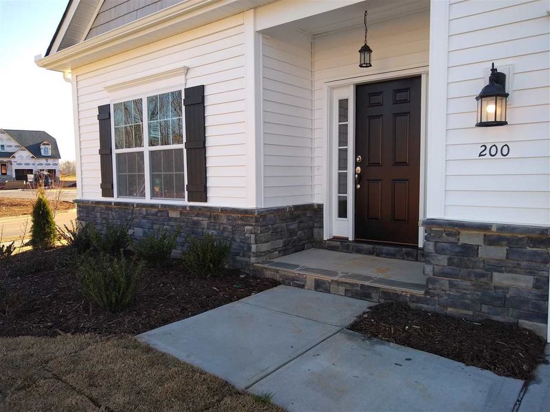 200 Gunderson Ln, Garner, NC 27529