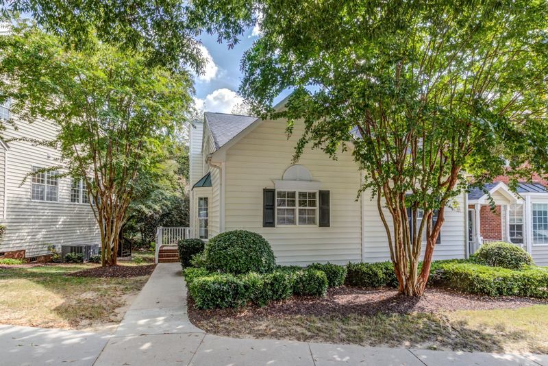 200 Hampstead Heath Ln, Apex, NC 27502