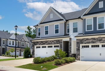 200 Hidden Run Ln, Holly Springs, NC 27540