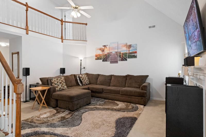 200 Hocutt Dr, Clayton, NC 27520