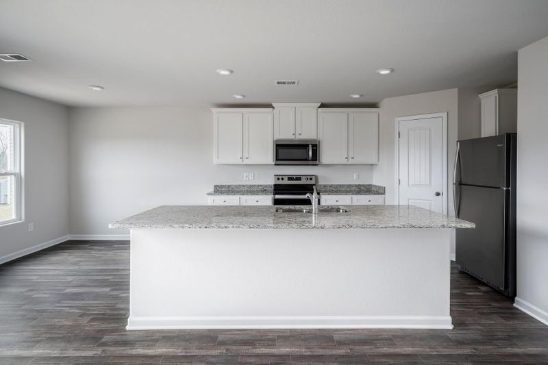 200 Indian Summer St, Zebulon, NC 27597