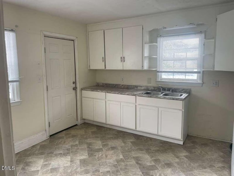 200 Jasper St, Fayetteville, NC 28301