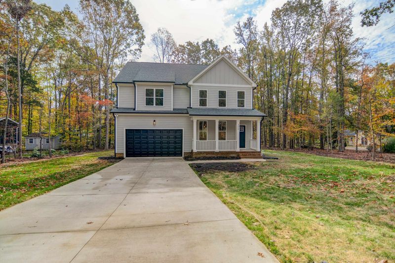 200 Lafayette Dr, Hillsborough, NC 27278