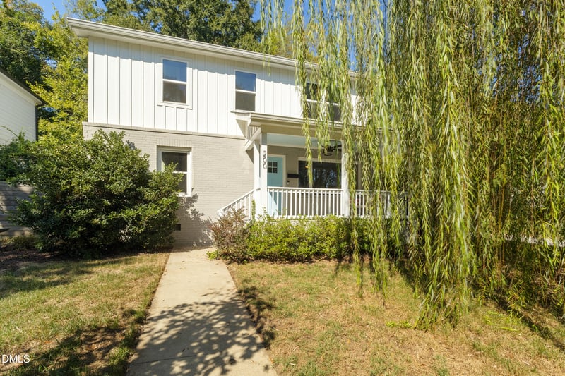 200 Lincoln Ct, Raleigh, NC 27610
