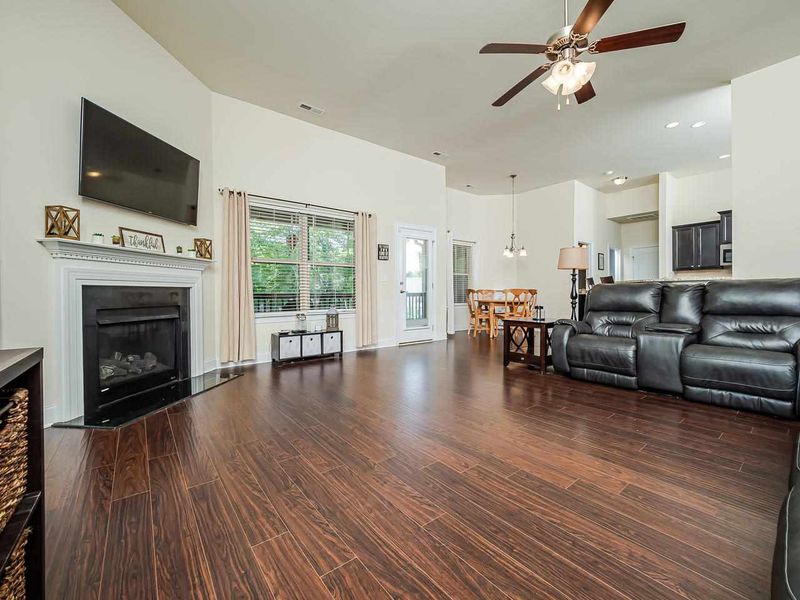 200 Long View Dr, Franklinton, NC 27525