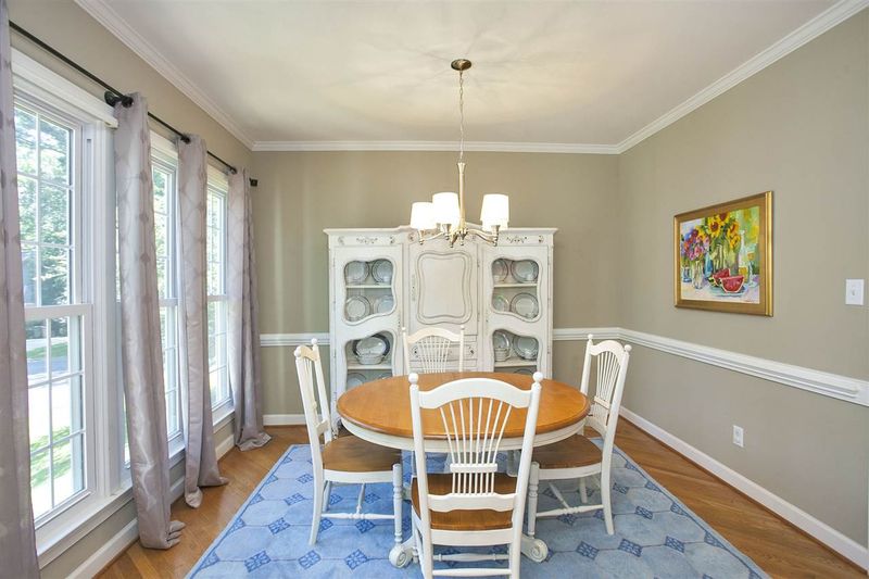 200 Mainsail Dr, Cary, NC 27511