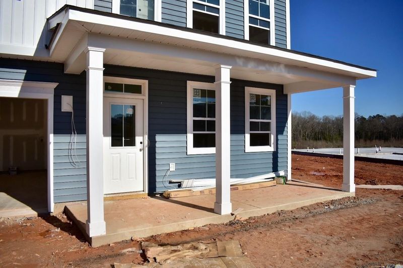 200 Mallard Loop Dr, Clayton, NC 27527