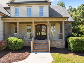 200 Mantle Dr, Clayton, NC 27527