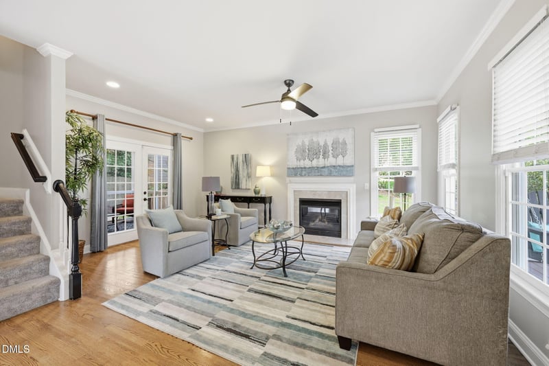 200 Maple Creek Ct, Apex, NC 27502