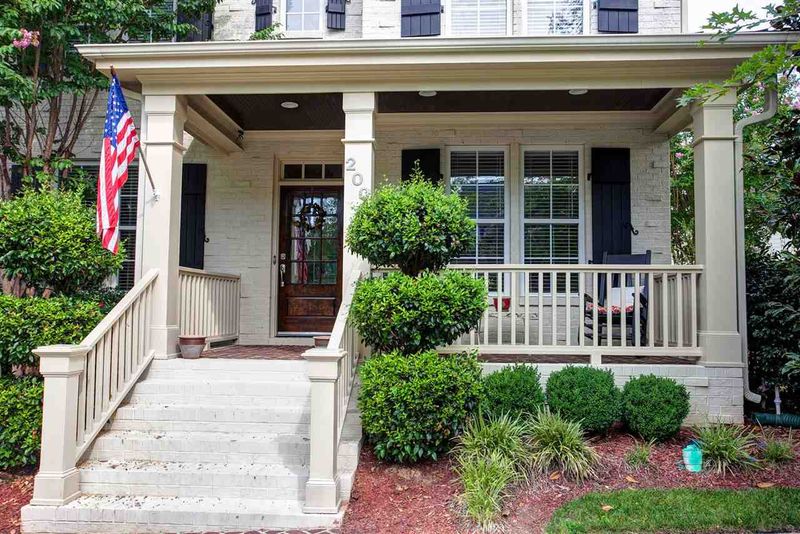 200 Marsh Landing Dr, Holly Springs, NC 27540