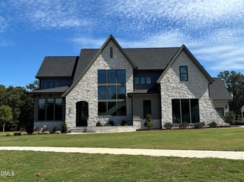 200 Meadow Walk Dr, Fuquay Varina, NC 27526