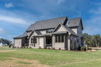 200 Meadow Walk Dr, Fuquay Varina, NC 27526