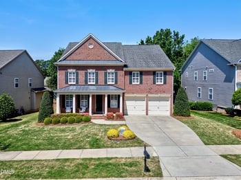 200 Meadowcrest Pl, Holly Springs, NC 27540