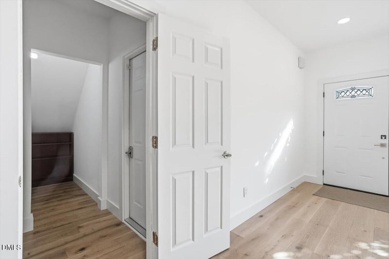 200 Millicent Way, Morrisville, NC 27560