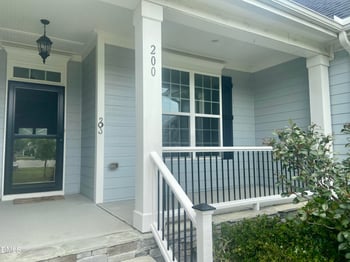 200 Misty Moonlight Dr, Willow Springs, NC 27592
