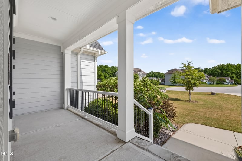 200 Misty Moonlight Dr, Willow Springs, NC 27592