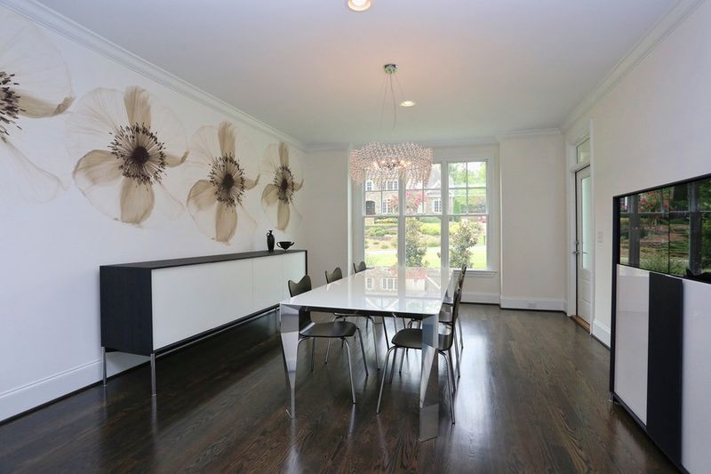 200 Montclair Way, Chapel Hill, NC 27516