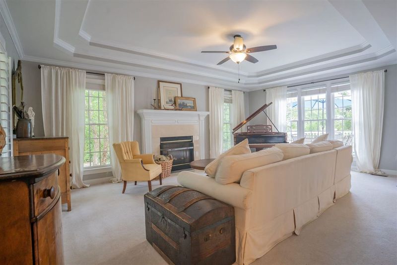 200 Neuse Ridge Dr, Clayton, NC 27527