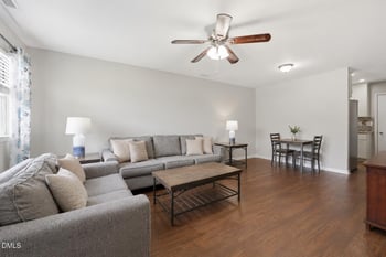 200 Old Spring Hill Ln, Fuquay Varina, NC 27526