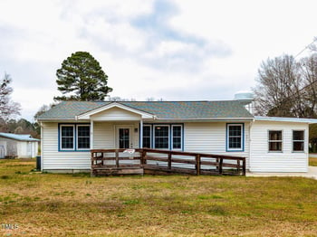 200 Pace St, Smithfield, NC 27577