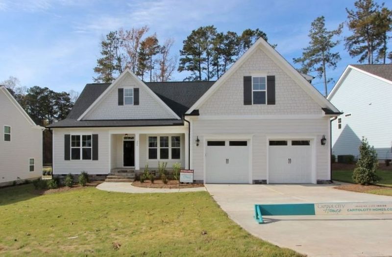 200 Park Bluff Dr, Holly Springs, NC 27540